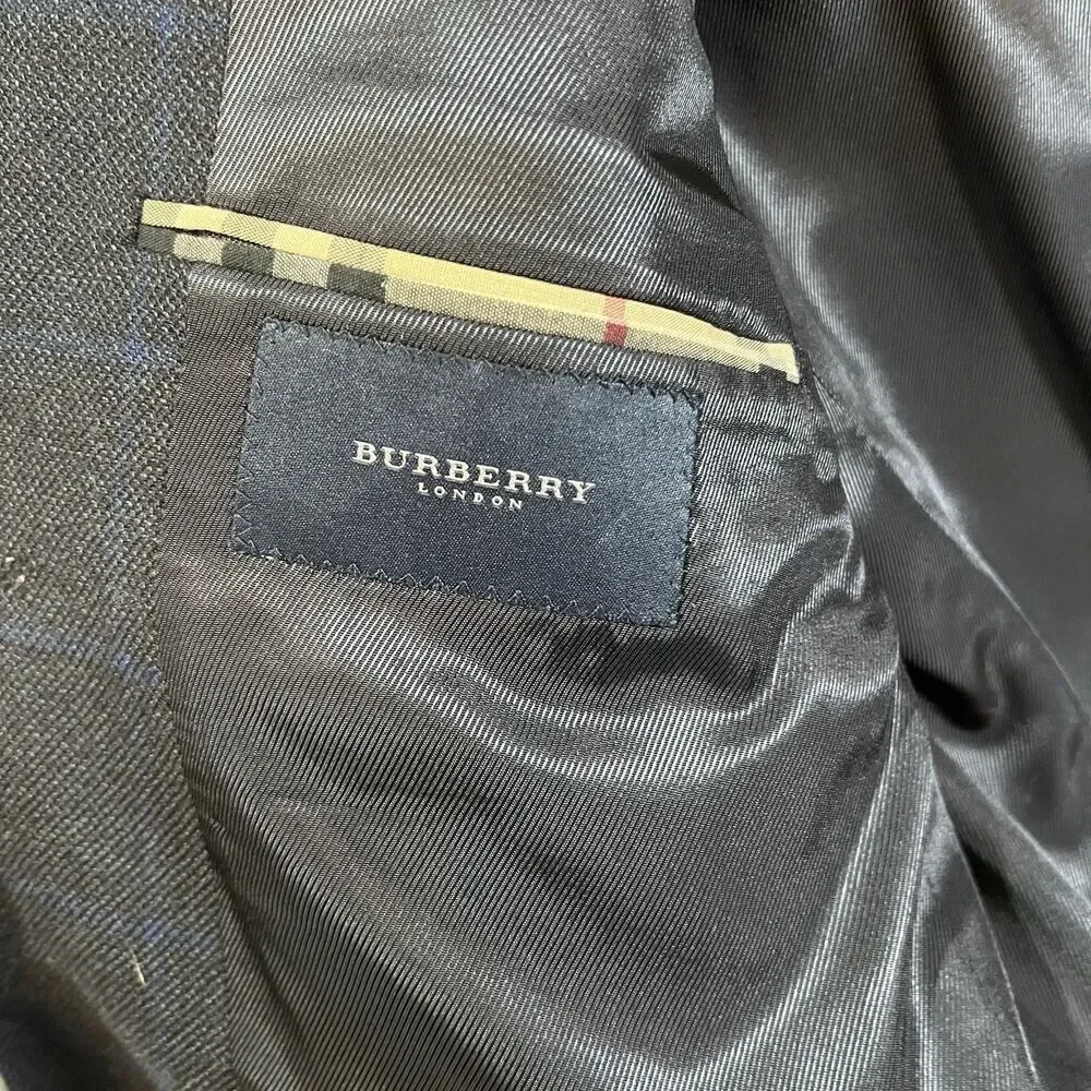 Burberry London Bond Street 2 Button Navy Blue Pinstripe Suit Sz 42 Long Pleated